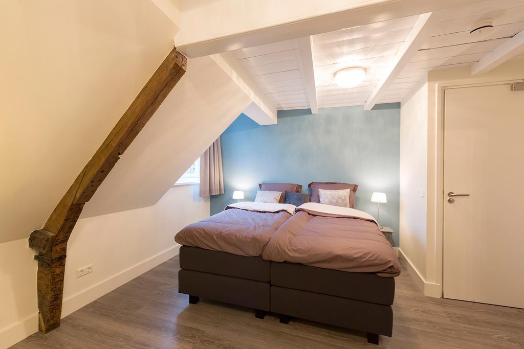 Bed & Breakfast De Vier Seizoenen Lisse Bilik gambar