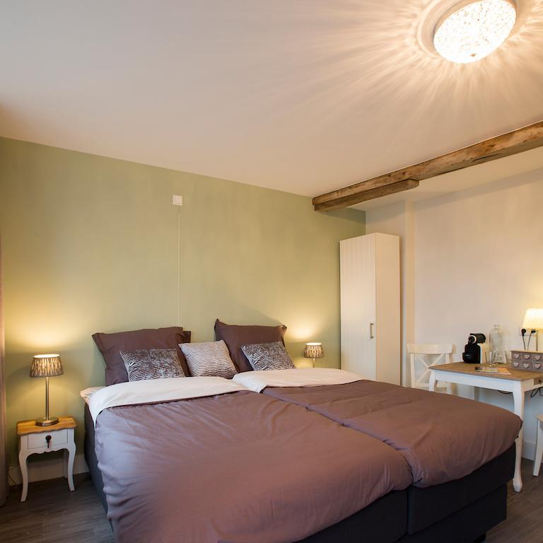 Bed & Breakfast De Vier Seizoenen Lisse Bilik gambar
